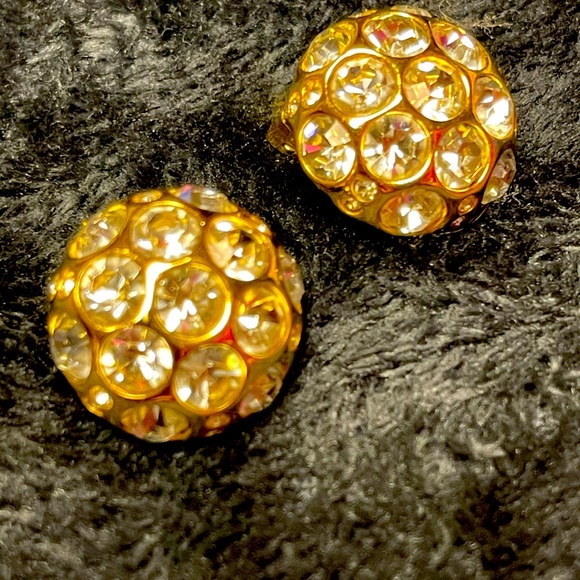Christian Dior Vintage Clip-On Earrings - Picture 2 of 11